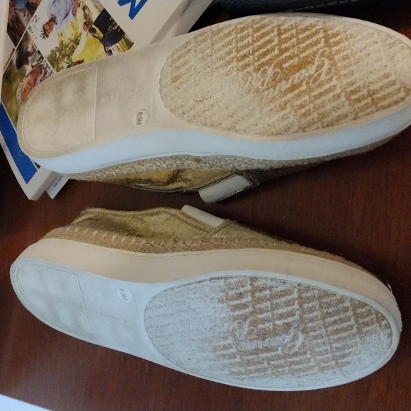 Gianni Bini Iridescent Sparkle Glitter Slip Ons Size 8.5 m - Picture 7 of 8